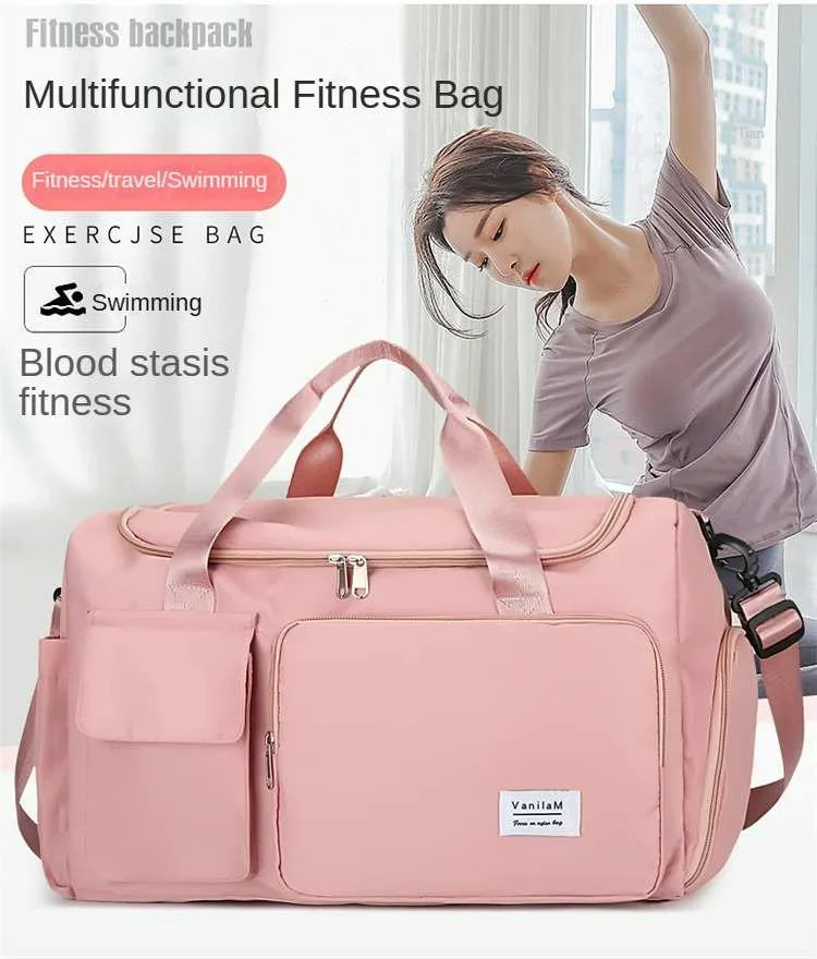 Fashionable Large Capacity Travel & Gym Bag - Image 2